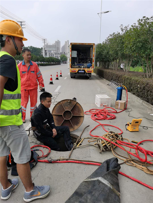 浮梁翻衬法管道修复技术主要工序